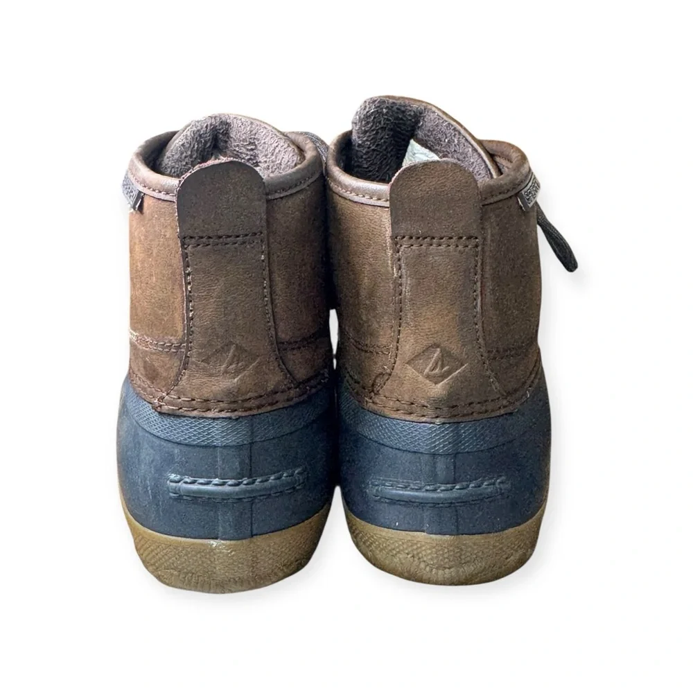 Sperry water resistant